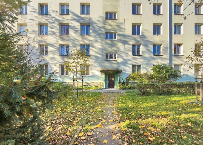 شقة Elegant In Center With Desk And Air Conditioned Living By Renters *